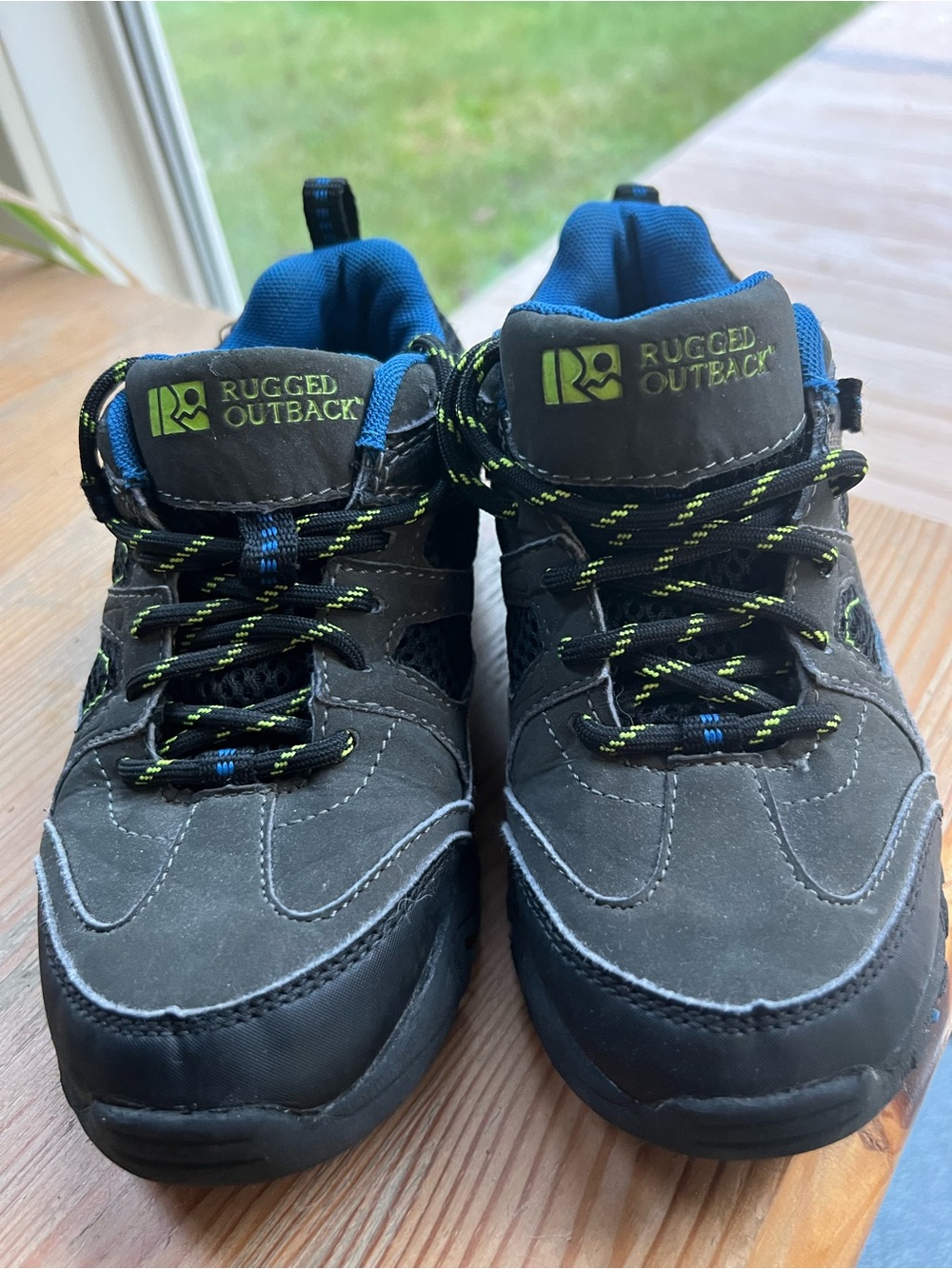 Rugged Outback Kids' Gray and Blue Trail Sneakers youth size 1